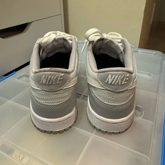 Nike Dunk Low - Wolf grey size 6Y / 7.5 women