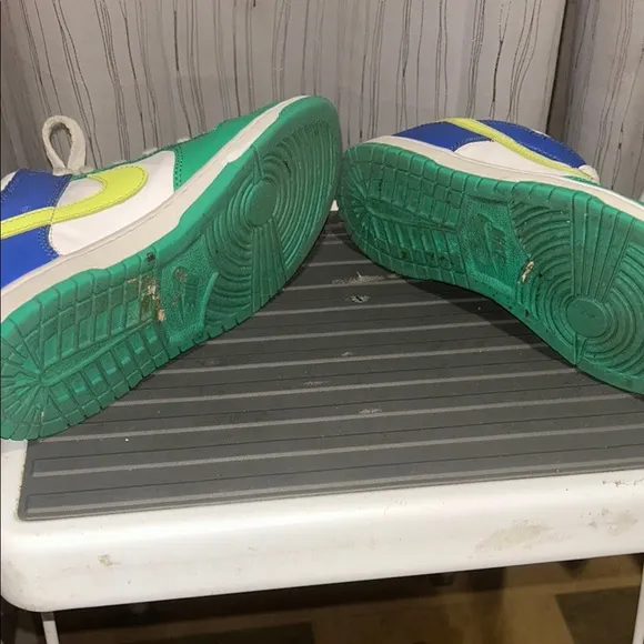 Nike Dunk Sneaker Kids Size 3Y