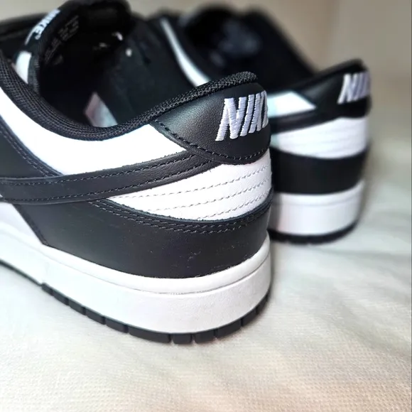 Nike Dunks Black and White