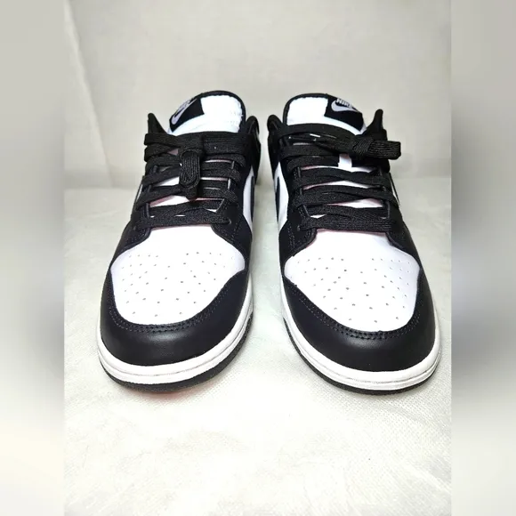 Nike Dunks Black and White