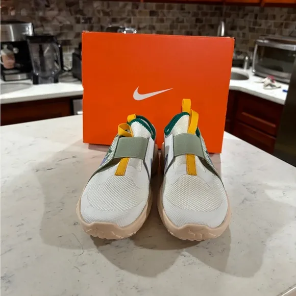 Nike Flex Runner 2Lil Ps Rabbit Mushroom Unisex Kids Size Shoes DV1377-100