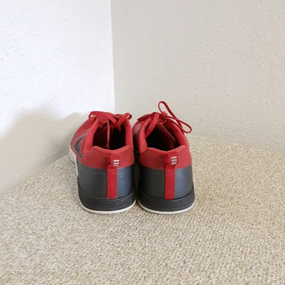 Nike Flywire Red Black Training Sneakers