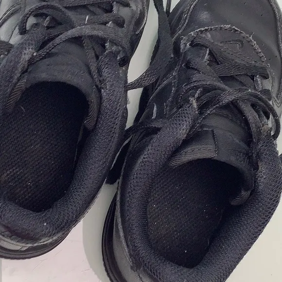 Nike Force 1 LE Black leather low lace up sneakers unisex toddler size 9C EUC