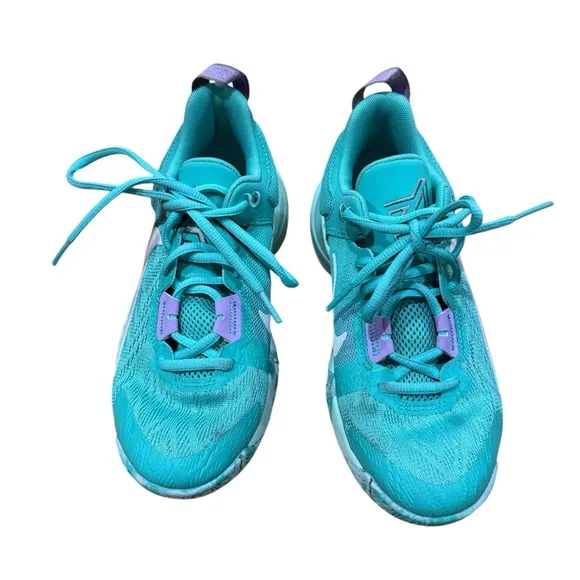 Nike Giannis Immortality sneakers