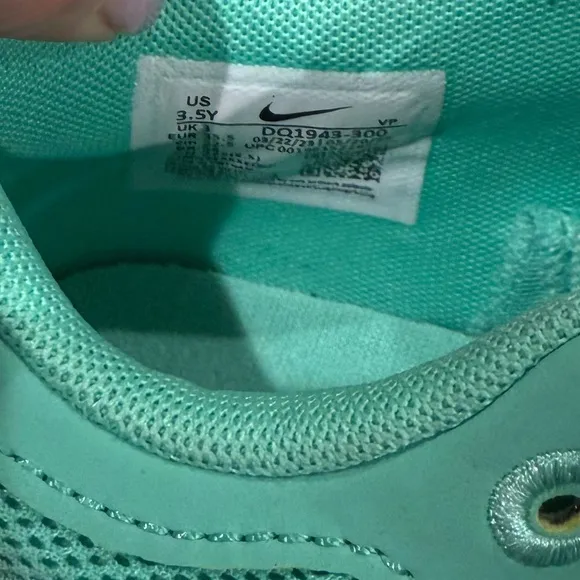 Nike Giannis Immortality sneakers
