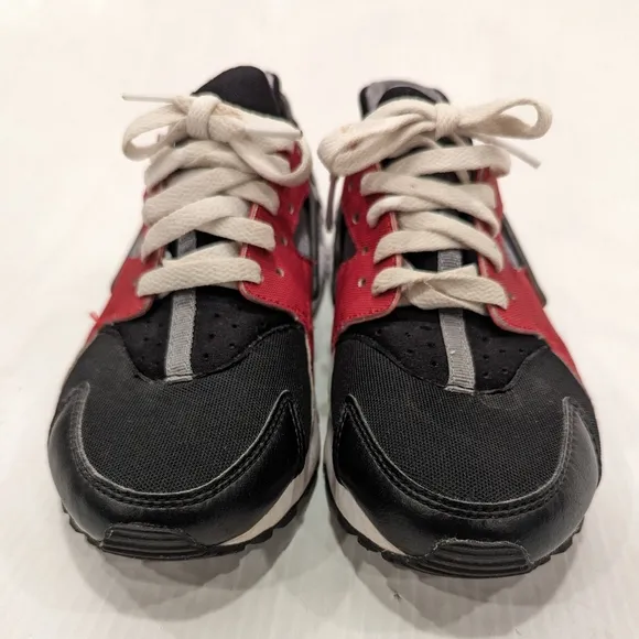 NIKE Huarache Run kids youth red black gray sneakers athletic running shoes