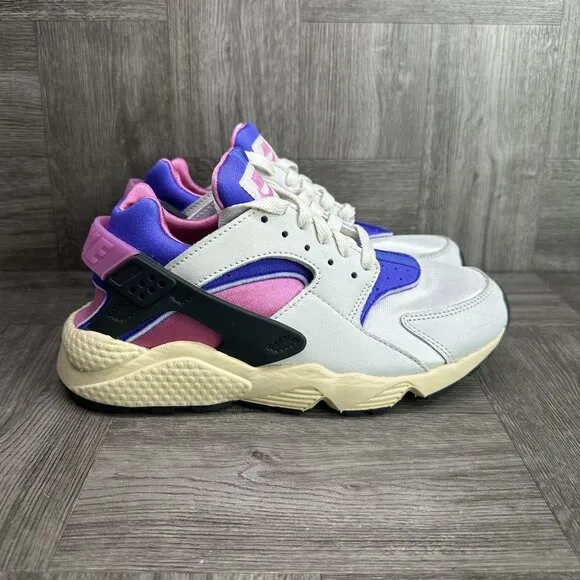 Nike Huarache Women's size 6 Multicolored Running Shoes