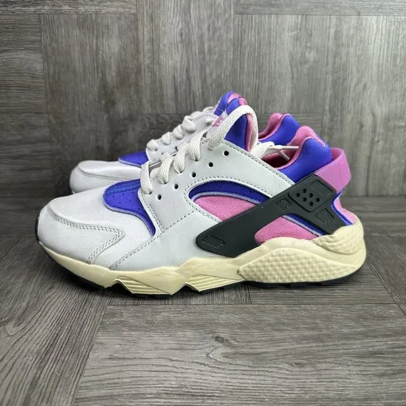 Nike Huarache Women's size 6 Multicolored Running Shoes