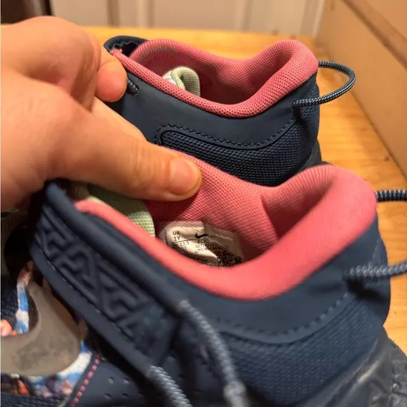 Nike Immortality Kids sneakers  size 1