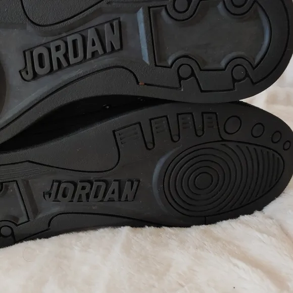Nike Jordan sneakers. SIZE 10