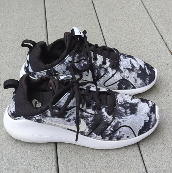 Nike Kaishi 2.0 Sneakers 833667-001