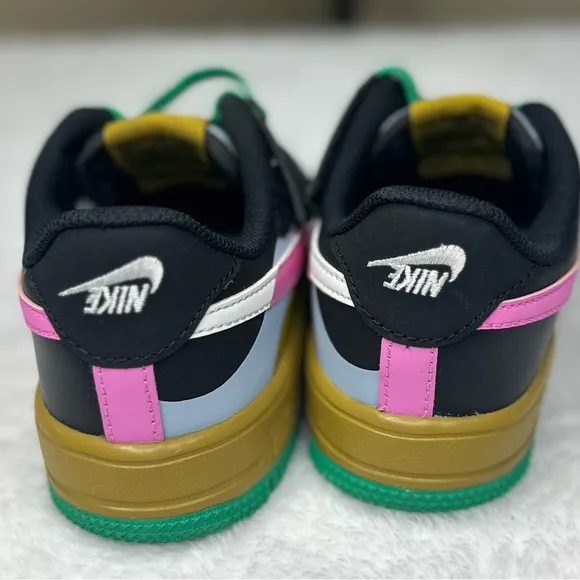 Nike Kids' Black and Green Sneakers