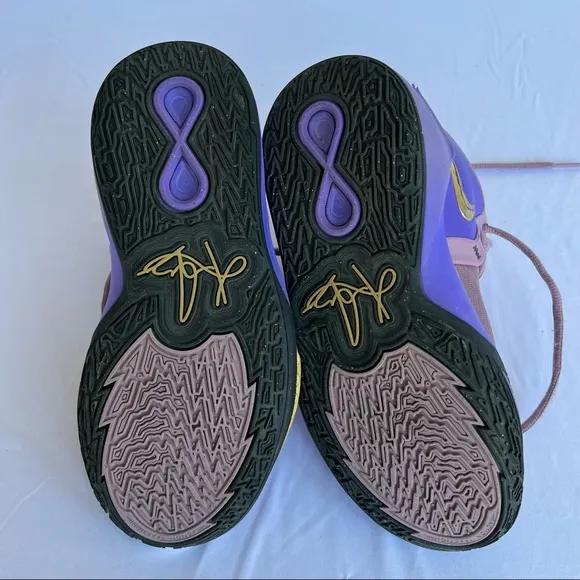 Nike Kyrie infinity GS 8 amethyst wave purple youth sneakers