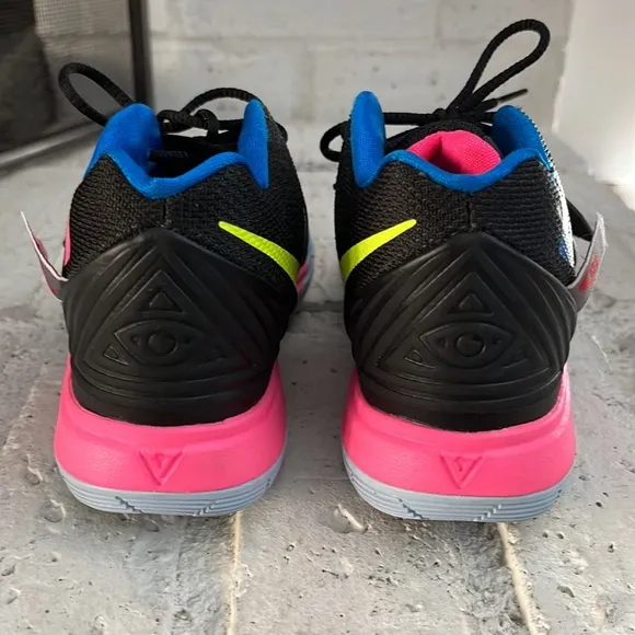 Nike Kyrie Sneakers unisex