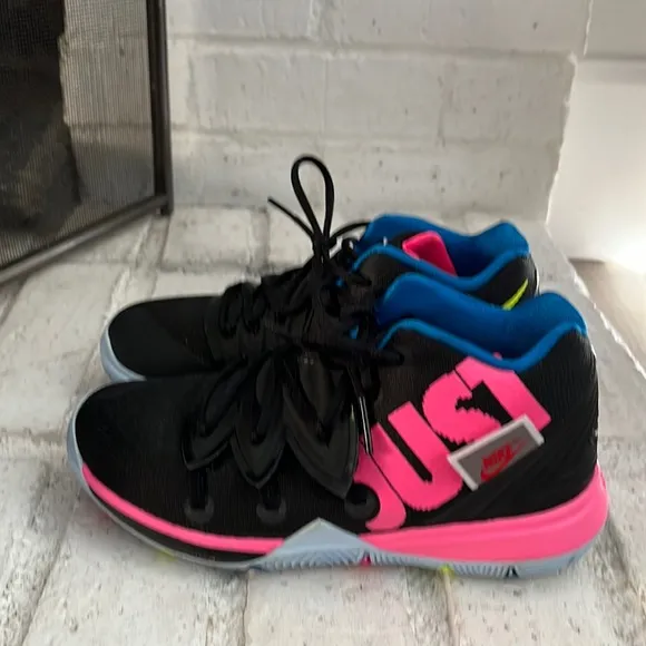 Nike Kyrie Sneakers unisex