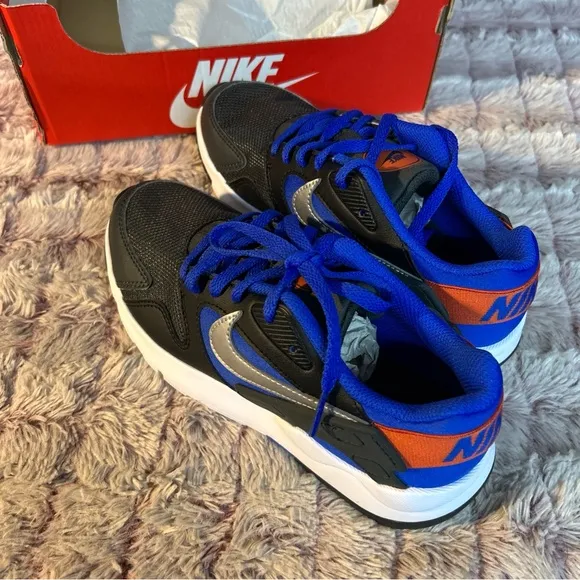 Nike Ld Victory GS Sneakers Big Kids Size 4