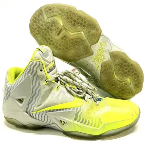 Nike LeBron James 11 'Maison du LeBron' Shoes Mens Size 12 Lime Green w/ Scuffs