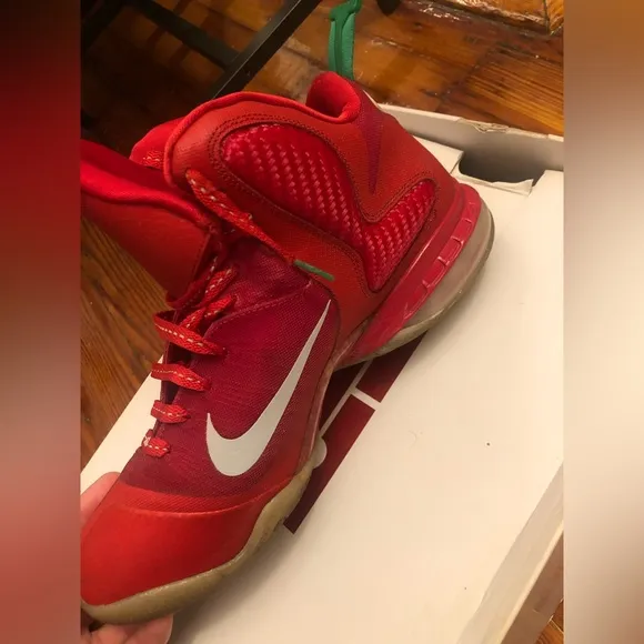 Nike Lebron James 9 Sneakers. “Christmas Day” Men’s Size 11.5
