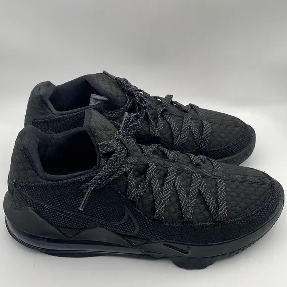 NIKE LEBRON XVII LOW Unisex Black Athletic Sneakers Size Men 8.5 Women 10