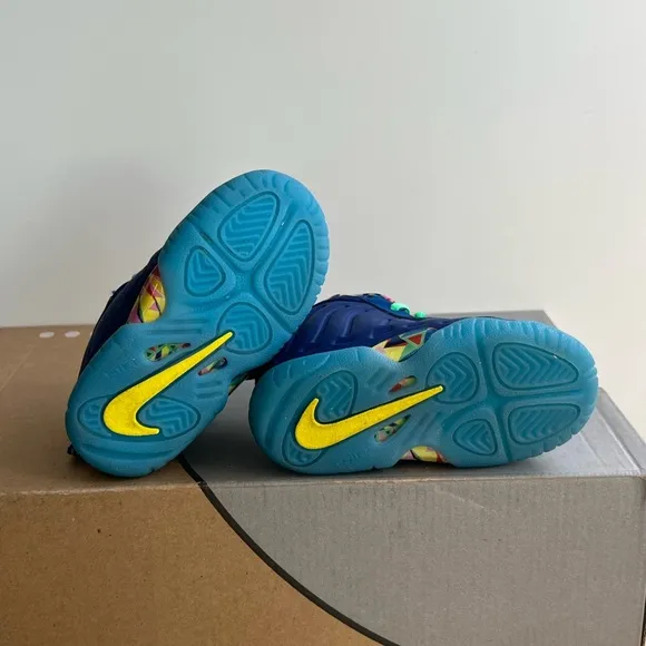 Nike Little Posite One “Kaleidoscope” Toddler Sneakers- SZ 5 C