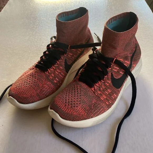 NIKE Lunar Epic Women’s “RUNEASY” Running Shoes Size 8