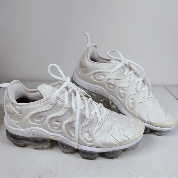 Nike Men's Air VaporMax Plus Pure Platinum White Running Shoes Sneakers, 8