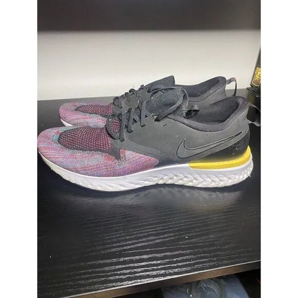 Nike Men's Odyssey React 2 Flyknit Black Multicolor Red Running Shoes Size 12