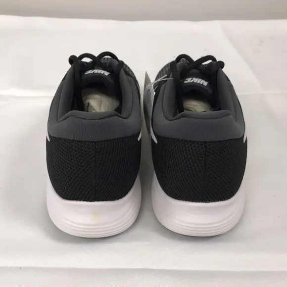 Nike Mens Revolution 4 Running Shoe size 10 US