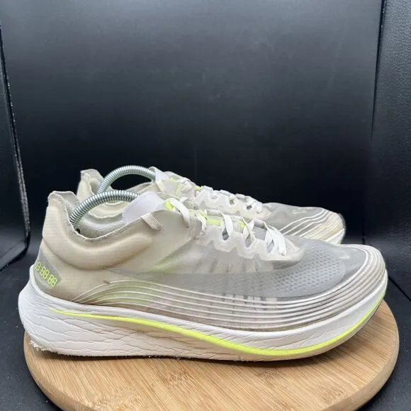 Nike Mens Size 12.5 Zoom Fly SP AJ9282-107 White Yellow Running Shoes Sneakers