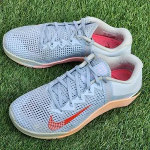NIKE METCON 6 - Womens Running Shoes - SIZE 10