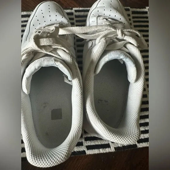 Nike Nike Mens Air Force White Sneakers size 10