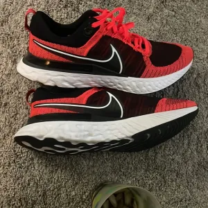 Nike React infinity men’s sneakers size 15 worn once