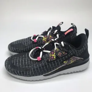 Nike Renew Arena SE Women’s Size 8 Running shoes