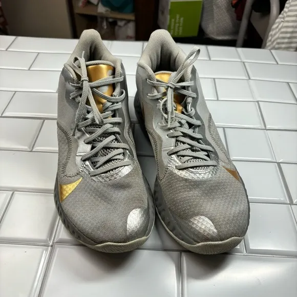 Nike Renew Elevate 'Metallic Silver Gold size 12