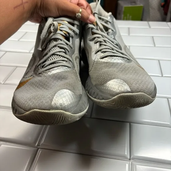 Nike Renew Elevate 'Metallic Silver Gold size 12