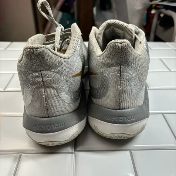 Nike Renew Elevate 'Metallic Silver Gold size 12