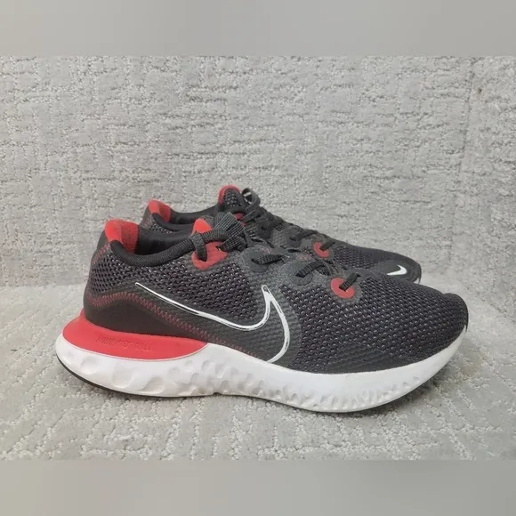 Nike Renew Run Men's Size 9 Black Athletic Running Sneakers Shoes CK6357-005