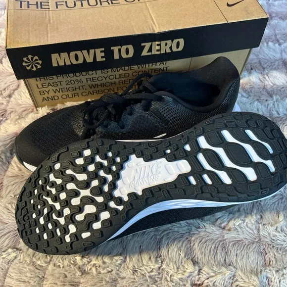 Nike Revolution 6 Sneakers Size 6.5