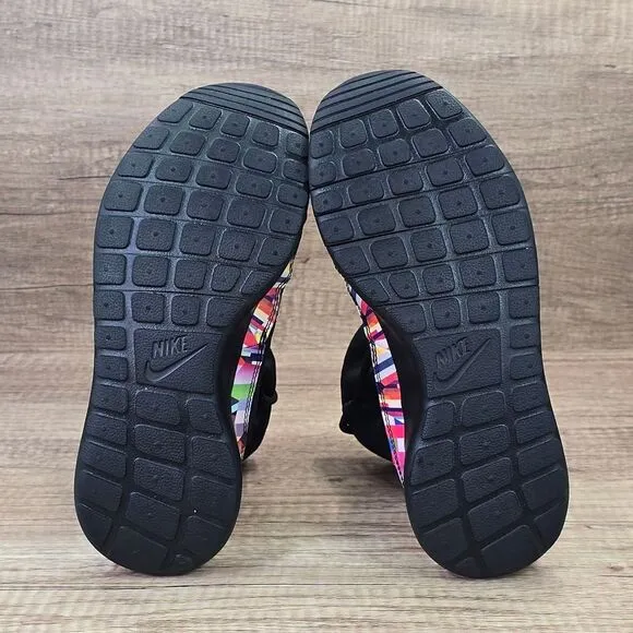 Nike Roshe One High Print GS Youth Size 5.5Y Women's Size 7 Black Lined Boots