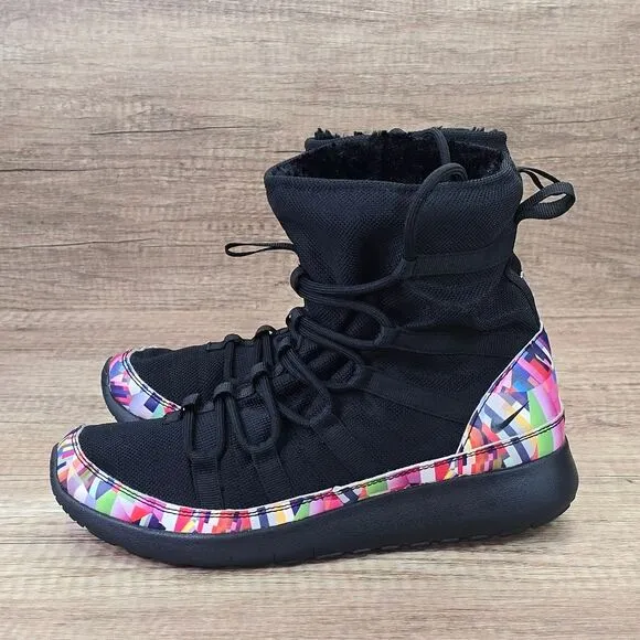 Nike Roshe One High Print GS Youth Size 5.5Y Women's Size 7 Black Lined Boots