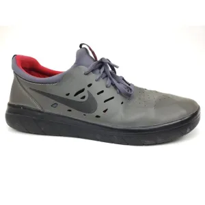 Nike SB Nyjah Free Men’s 9.5 Dark Grey Black Red AA4272 Skateboard Sneakers