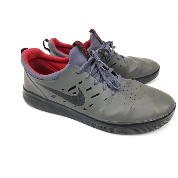 Nike SB Nyjah Free Men’s 9.5 Dark Grey Black Red AA4272 Skateboard Sneakers