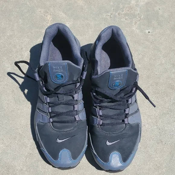 Nike Shox Gray and Blue Running Shoes