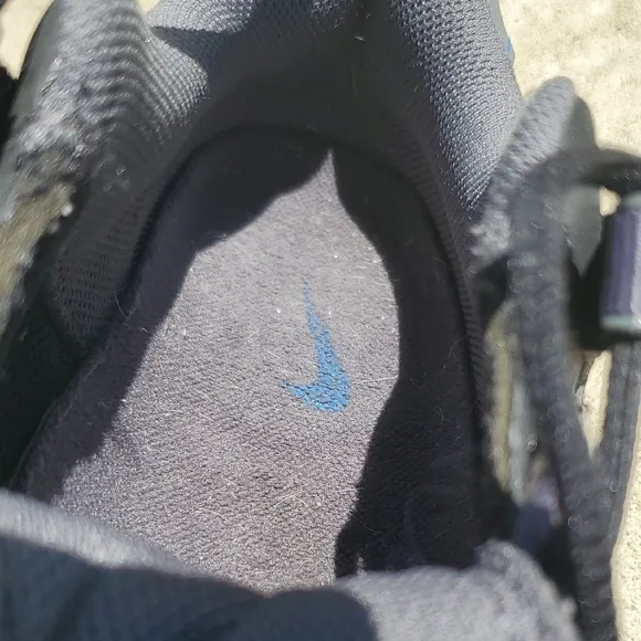 Nike Shox Gray and Blue Running Shoes