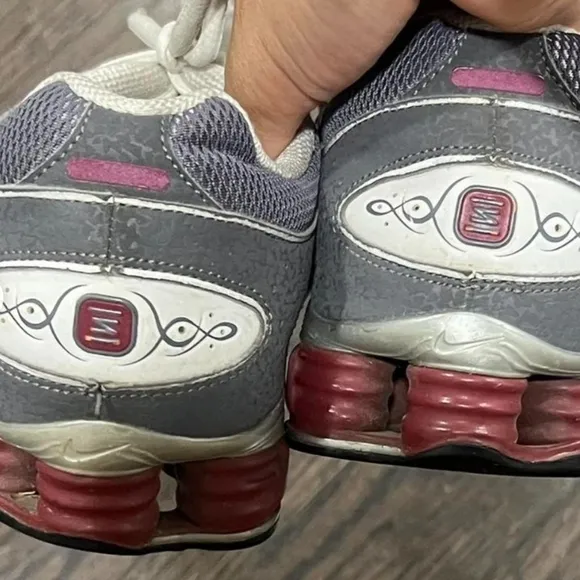 Nike Shox turbo   9 sneakers size 9.5
