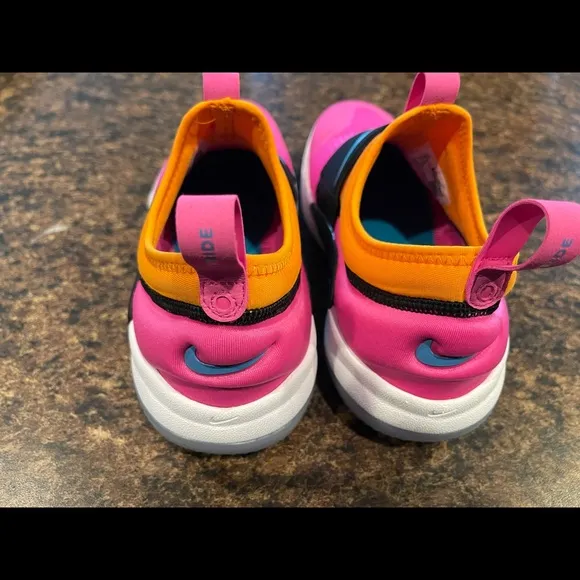 Nike slip on shoes
