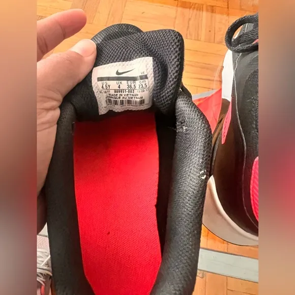 Nike Sneakers