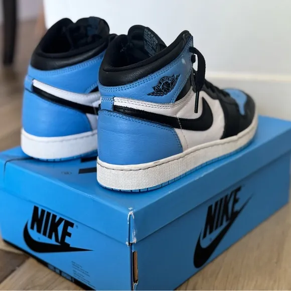 Nike Sneakers