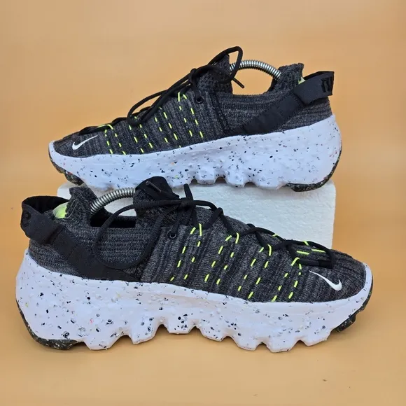 Nike Space Hippie 04 'Black Volt' Men's Running Shoes Size 9