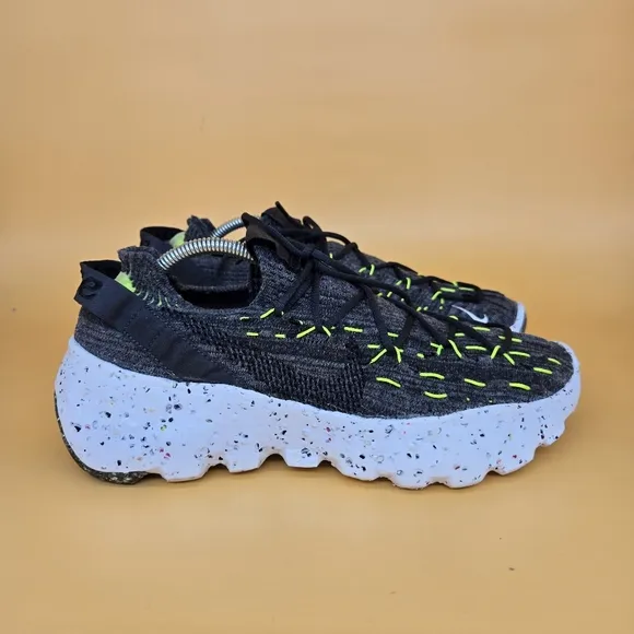 Nike Space Hippie 04 'Black Volt' Men's Running Shoes Size 9
